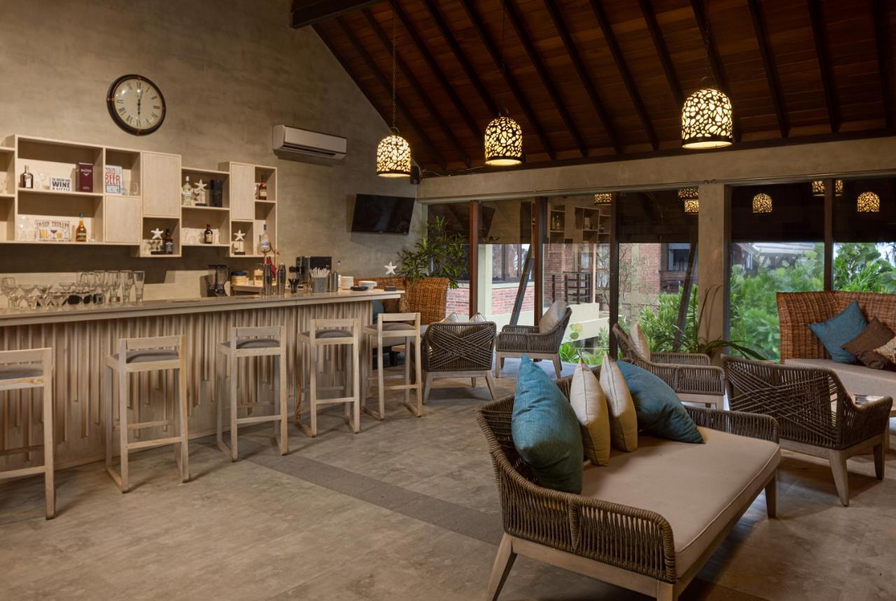 Ayana Sea Hotell Wadduwa Exteriör bild