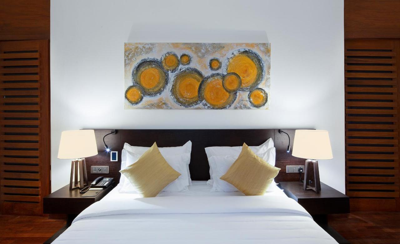 Ayana Sea Hotell Wadduwa Exteriör bild