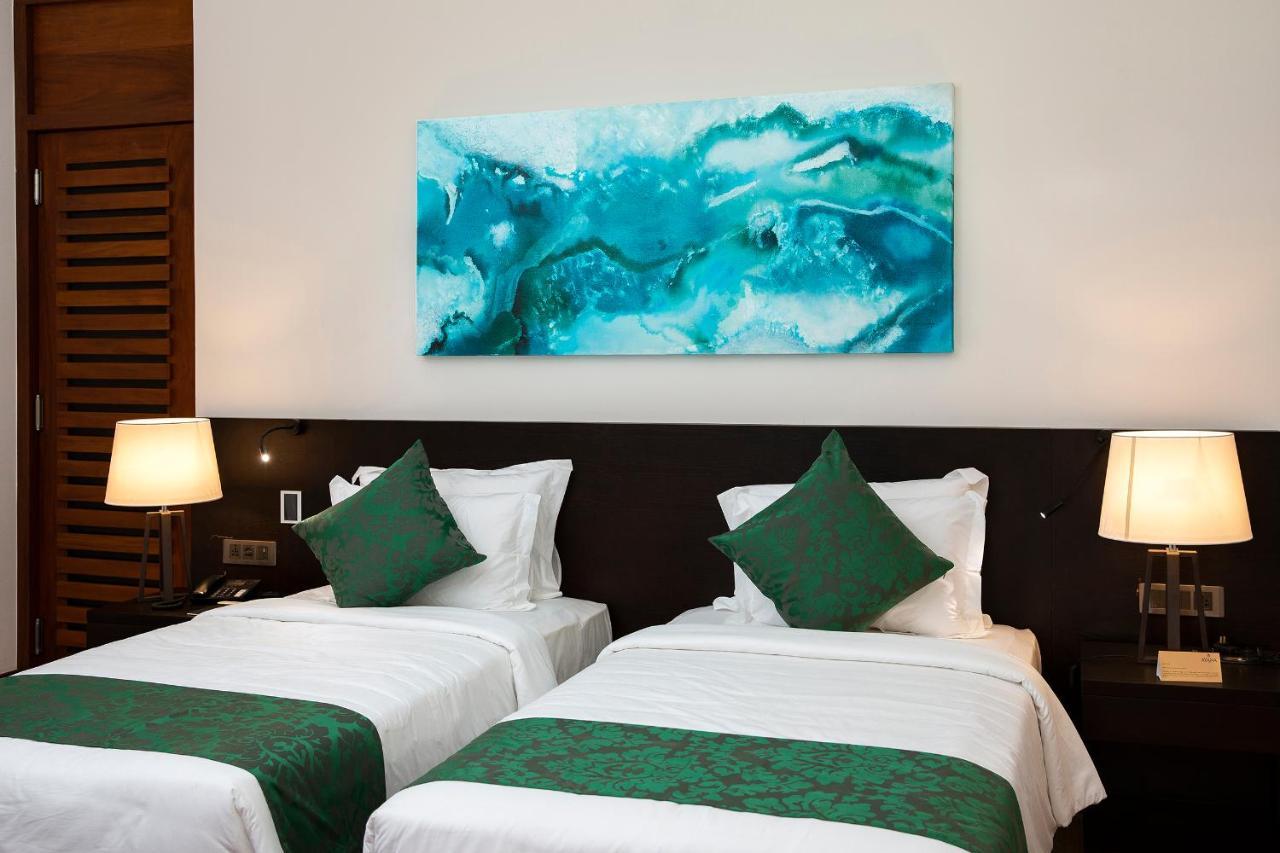 Ayana Sea Hotell Wadduwa Exteriör bild